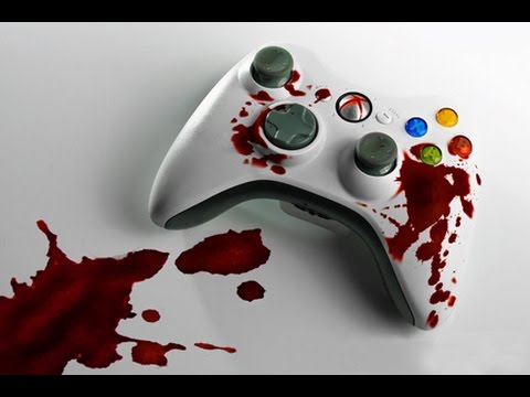 Видео: Молодой любитель видеоигр умирает перед своим компьютером