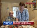 Рукодельных дел мастер: мужчина вышивает бисером