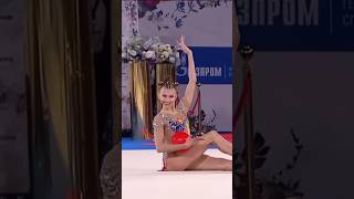 Ekaterina Sazonova - Russia rhythmic gymnastic - ginástica гимнастический gimnastică व्यायाम 体操