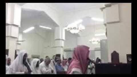 تلاوة خاشعه / ترقق القلوب /  من يعرف هذا الشيخ يكتب اسمه فى تعليق وجزاكم الله خيرا