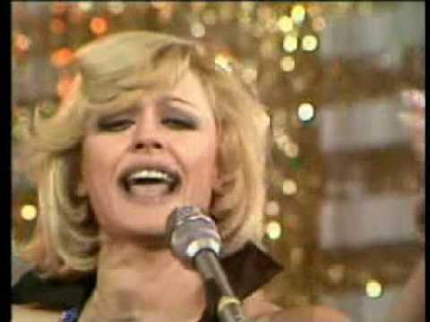 Raffaella Carra&#039; - Esta Noche Fiesta