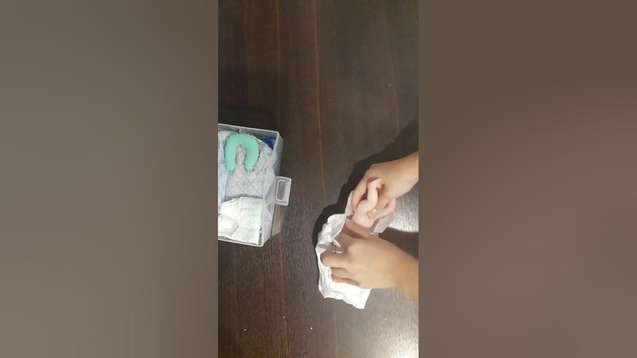 распаковка силиконового мини Реборна - YouTube
