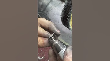 0.3 ct Diamond Rings: Unique Ring Designs for Your Engagement