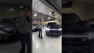 Опасная черная Hyundai Santa Fe. #shorts Лиса рулит