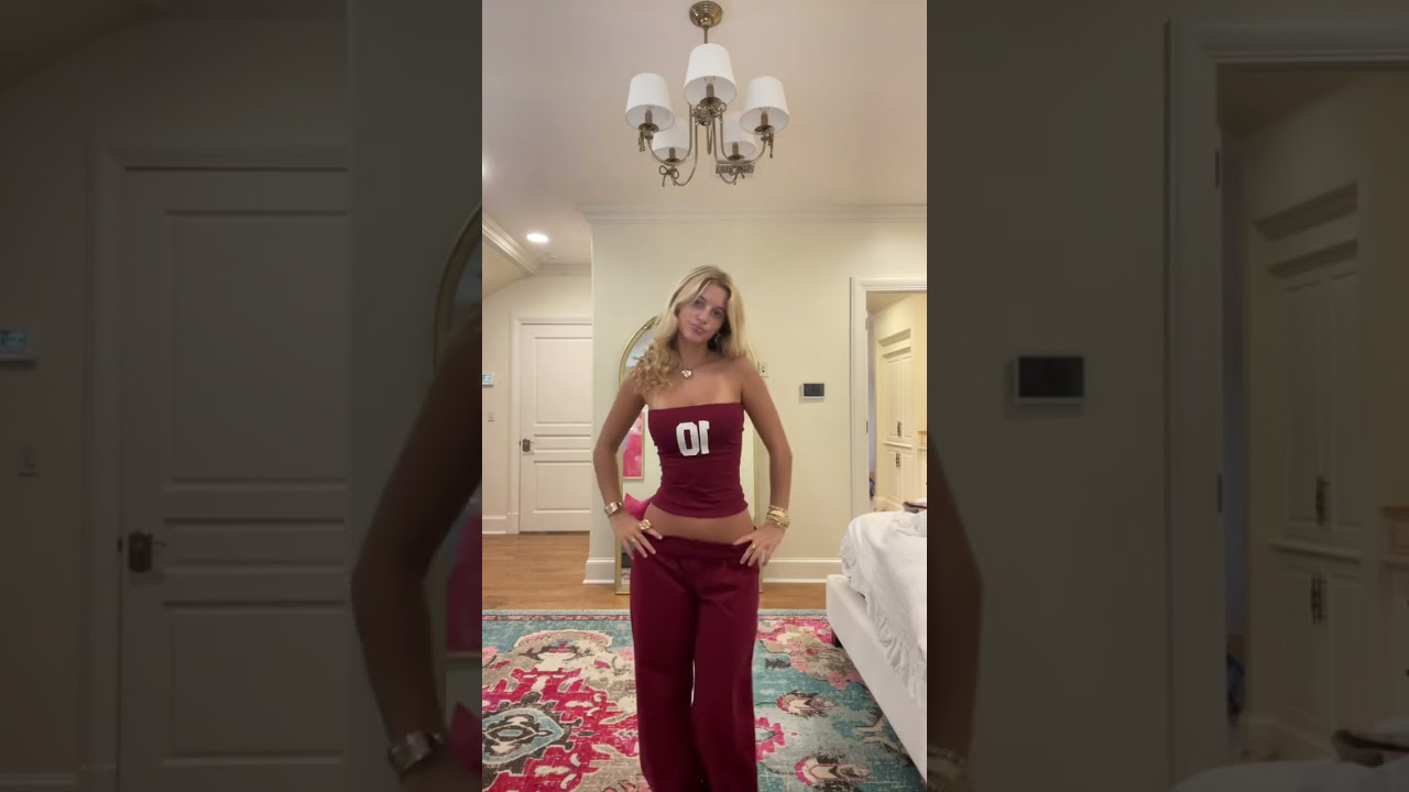 @juliana.navarre in our new Embreigh x BB collection 🌹