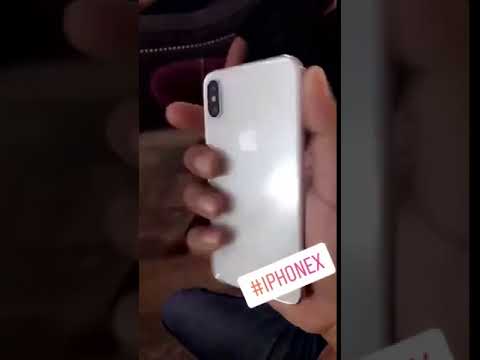 iPhone X in the wild: new dynamic wallpaper unveiled