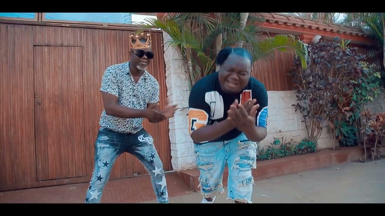 Ada King feat Pai Diesel - Casa escura