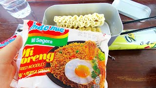 Download lagu Indomie Mi Goreng The Best Instant Ramen In The World?