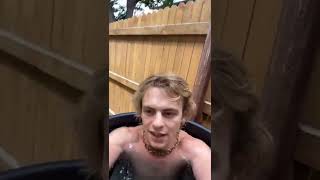 ROSS LYNCH AND HER BODY IN BARREL!! 😱🤣😍♥️😏