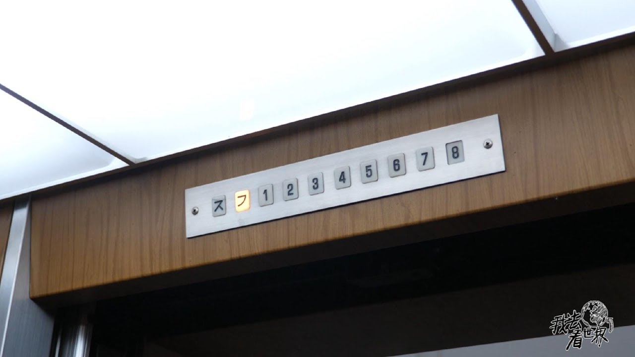 DPRK16: The main Thought tower of Pyongyang, so spectacular.