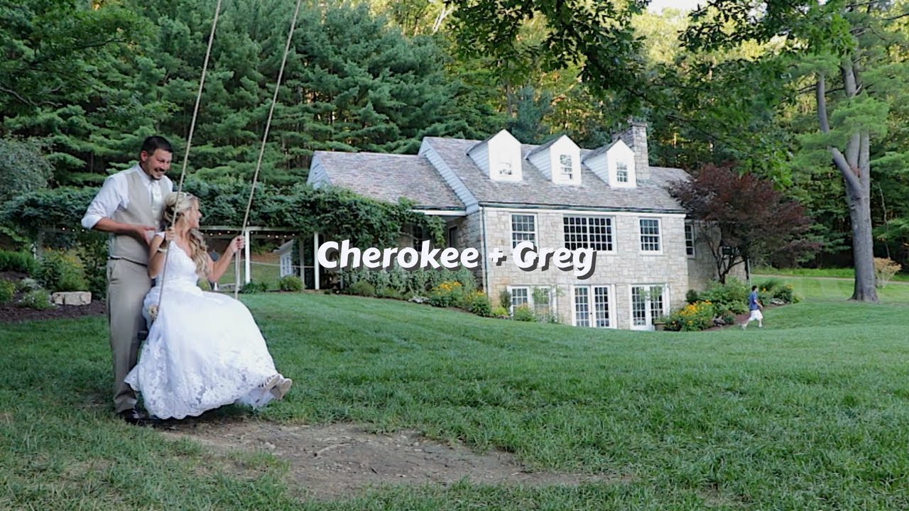 ROMANTIC couple enjoys perfect wedding day StoneBridge Events LLC