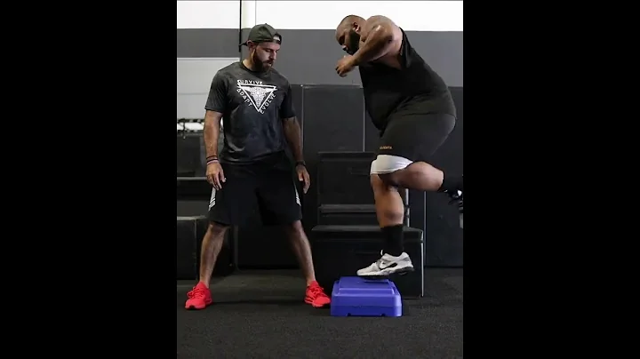 Roderick Henderson work out clip better every day ...