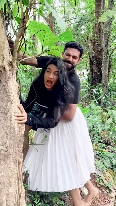 Wait for the end twist 😱😱 #youtubeshorts #couplegoals