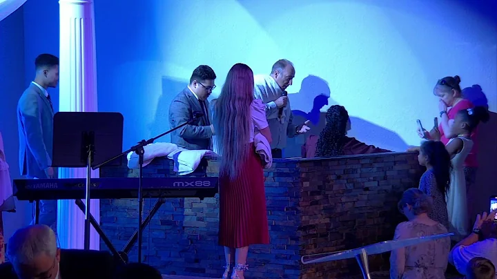Join Us Live! For Our Weekly Sunday Morning Servic...