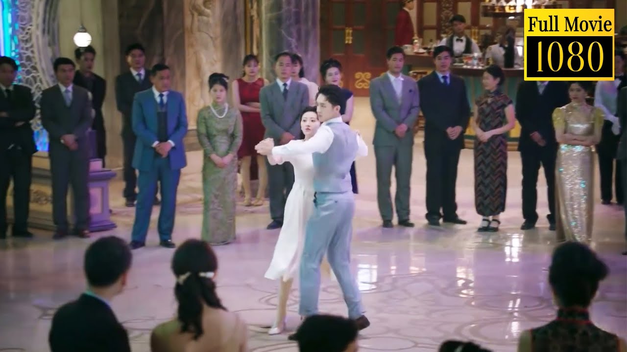 Золушка, на которую другие смотрели свысока, была мастером танцев и заставила мастера полюбить ее.