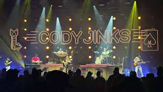 Watch Cody Jinks Thunderheads video