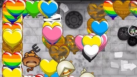 I defended an infinite Rainbow Cobra Bloon Adjustment! (BTD Battles)