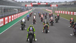 valentino rossi start terakhir bisa susul marc marquez yang start pertama