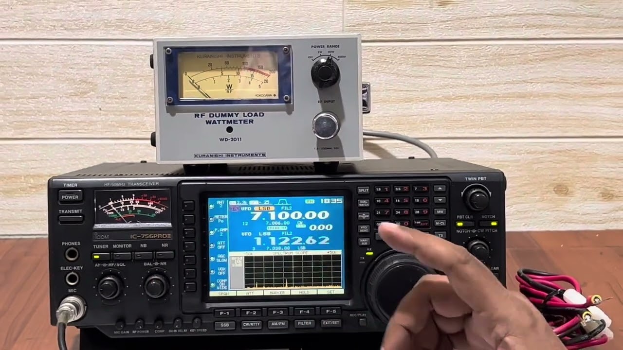 Icom IC-756 Pro 2 - YouTube