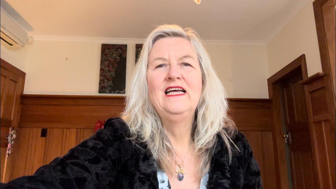 What are the food options, each meal at dementia units dementia 