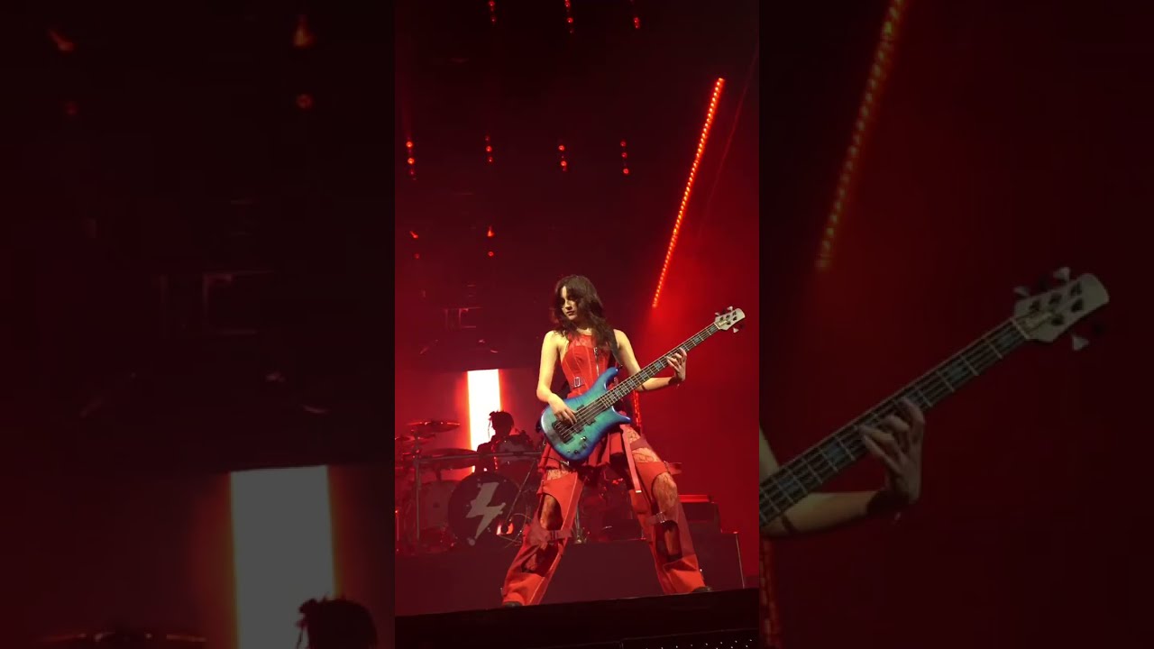 Name A Better Intro Thewarning Ontour Alejandravillarreal