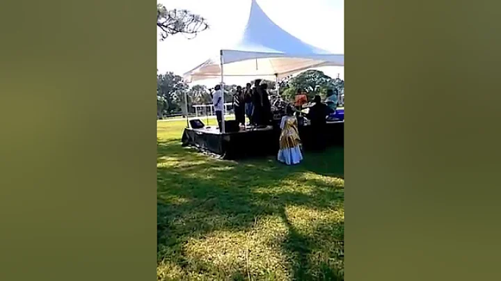 (LION OF JUDAH )COREY TOLBERT & KINGDOM PRAIZE/BRI...