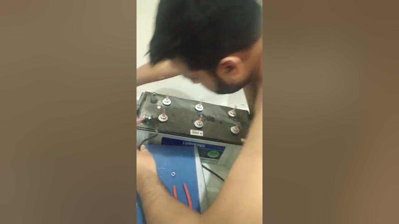 Sparking while fixing the Luminous battery terminals with the inverter