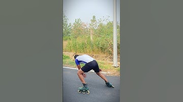 learn skating 🥹 #skating #skates #skate#roadskating #rollerblading #rollerskating #viralshort