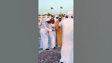 حطيتلي عود على المدخن يفوح الامارات ابوظبي دبي الذيد اكسبلور ترند شعر شعبي شعر 