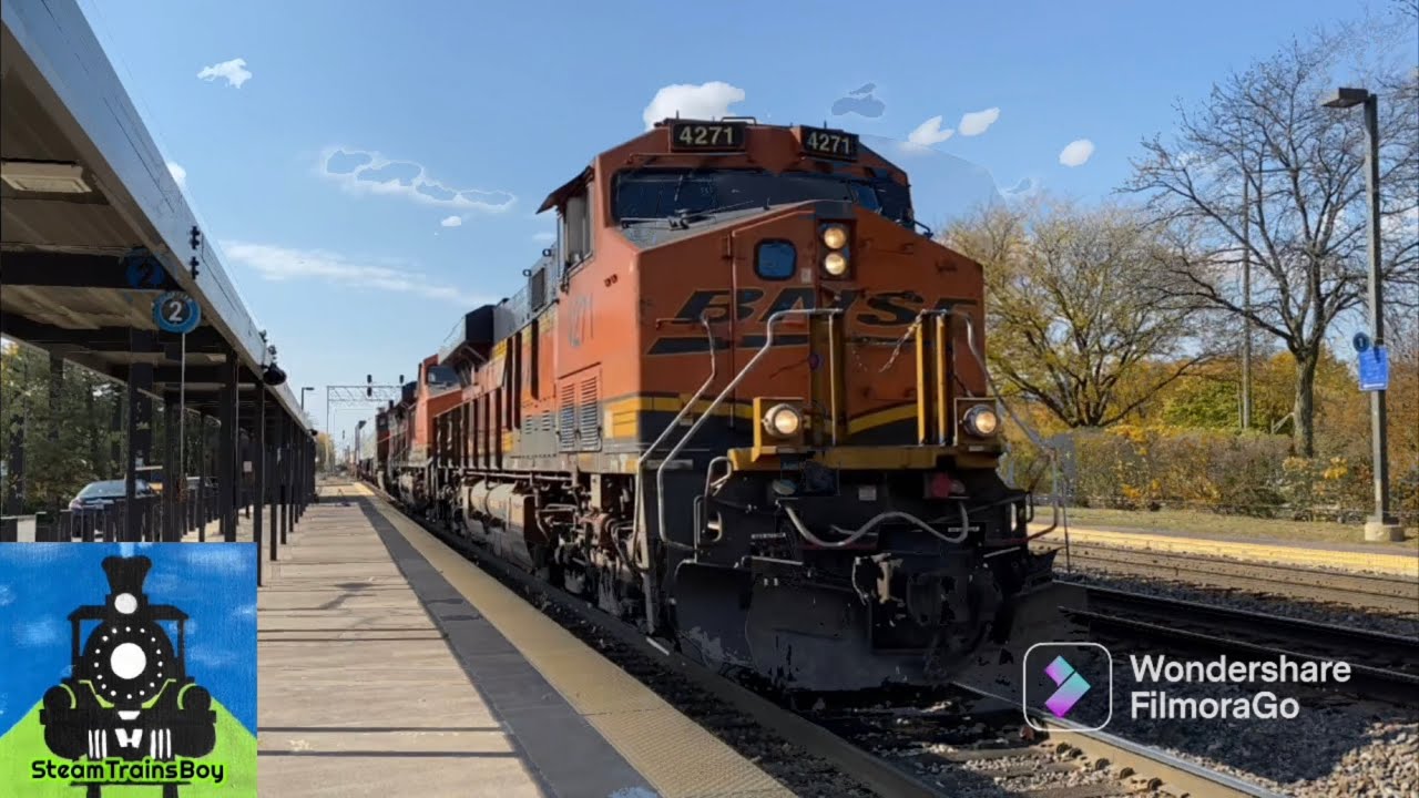 BNSF FREIGHT TRAIN AT NAPERVILLE TRAIN STATION YouTube bnsf-freight-train-at-naperville-train-station-youtube