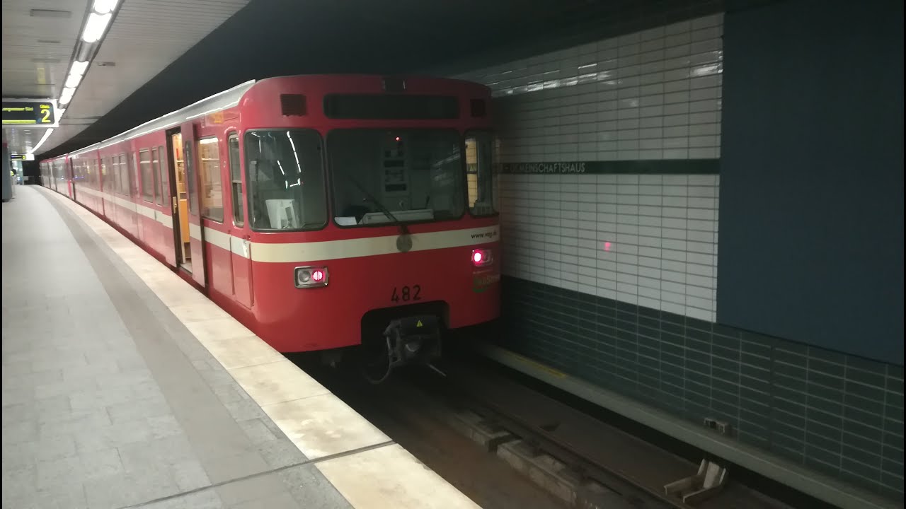 DT1 Wagen 482 der U-Bahn Nürnberg