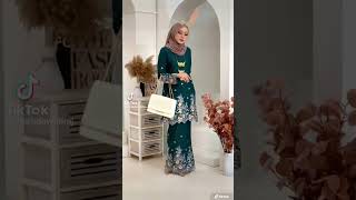 Model Terbaru Baju Raya 2023