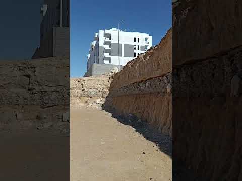 عرق من التربة الطفلية من اخطر أنواع التربة عند البناء