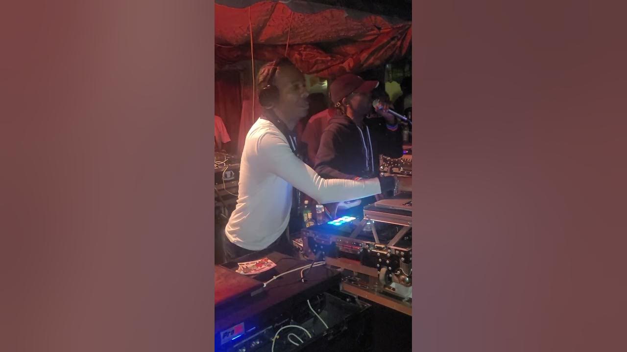 BodyGuard Sound In Black Wood's Clarendon Jamaica 🇯🇲 Dec 25th 2022 Dj