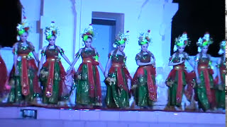 Lintang Kemukus Dance by Sanggar Sayu Gringsing Banyuwangi