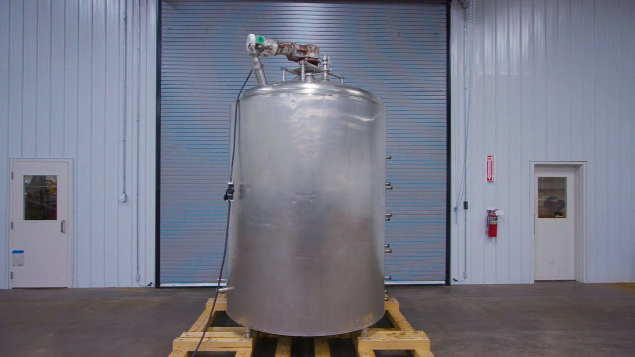 Cherry-Burrell MEPDA 930 Gal Batch Processor Tank Demo - YouTube