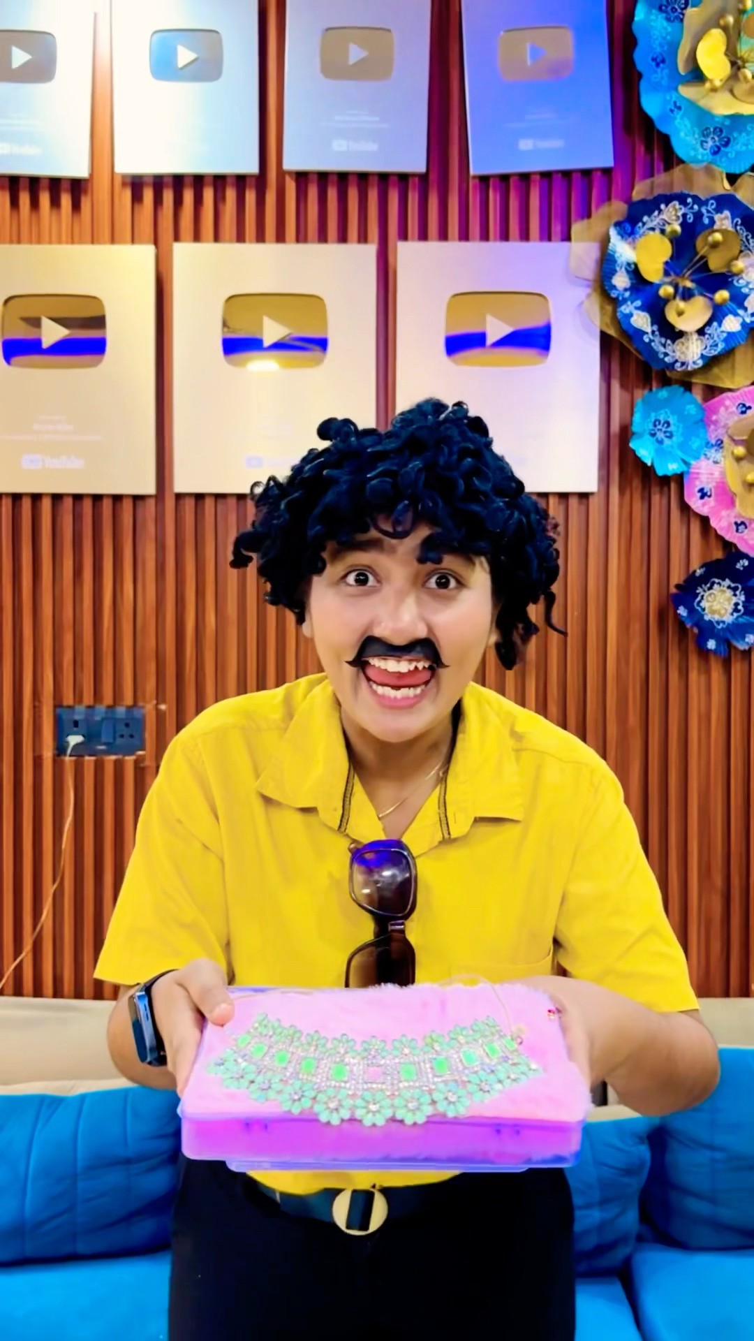 Bewakoof Pati ? 20 Lakh Ka Haar Mil Gaya Part 1 #shorts #comedy #aslimonaofficial
