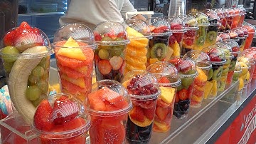 Non-Stop Order! Clean and Fresh Fruit Juice Making / GwangJang Market in Seoul - Korean street food