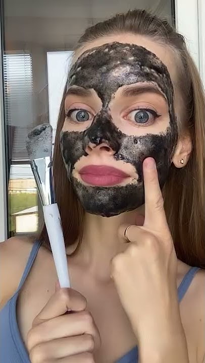 НАШУМЕВШАЯ маска ОТ ЧЕРНЫХ ТОЧЕК в ДОМ. УСЛОВИЯХ ИЗ УГЛЯ И ЖЕЛАТИНА ...