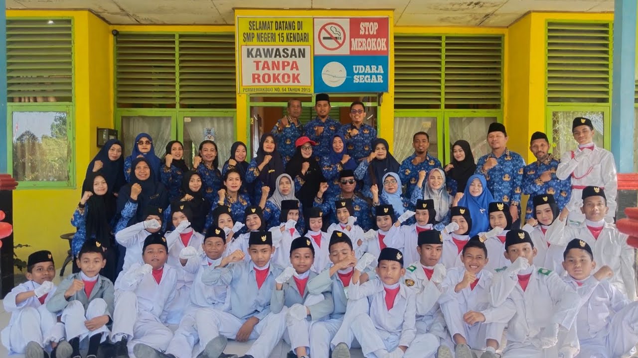 Upacara HUT RI ke-79 Tahun 2024 SMP Negeri 15 Kendari