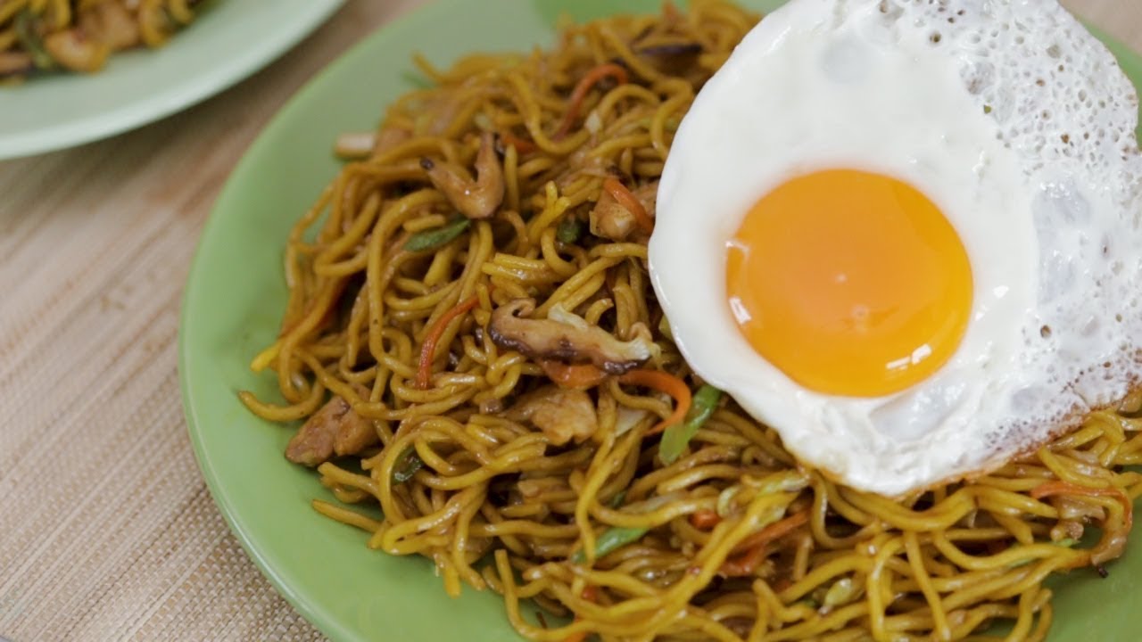 Homemade Mi Goreng Recipe | Yummy PH - YouTube