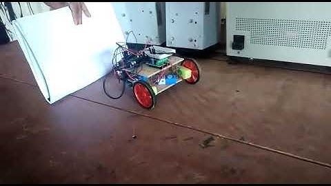 Obstacle Follower Robot using Arduino - Project assignment for Skyfi Labs online course -by Ashley