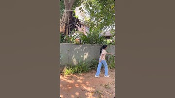 Oru poov tharamo🥹💋#eyybanane #malayalam  #viralshorts #shortsfeed #trendingshorts #trendingreels