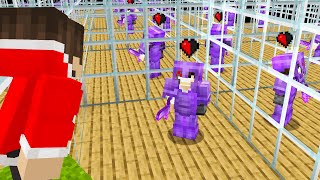 Using Infinite Prisons To Steal Max Hearts On This Minecraft SMP…