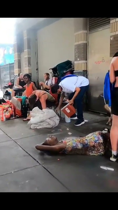 FENTANYL CRISIS IN PHILLY, KENSINGTON AVE.