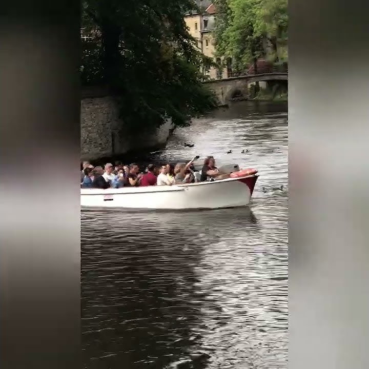 #boatcruise around Lover’s Lake and under the #bridge in Bruges,#belgium #short #cruise
