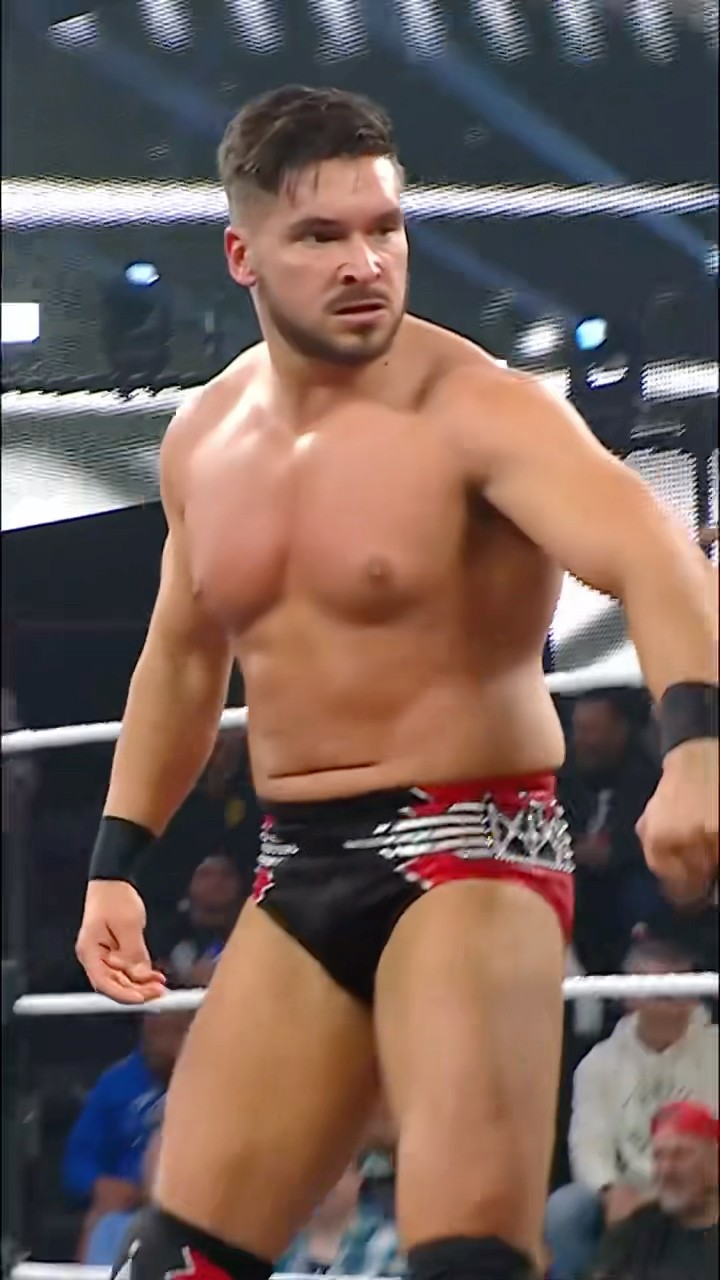 Ethan Page picks up the win against Dante Chen! #WWENXT