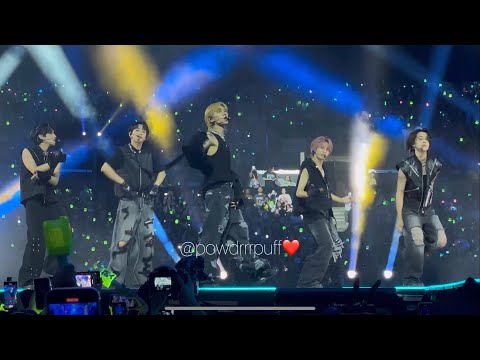 K-POP・アジア THE VIEW Amazon.com: AESPA 2024 1st Concert SYNK:HYPER LINE PHOTO