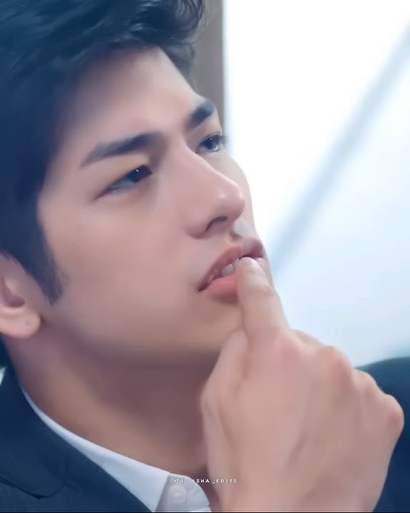 The way he asking 😅🌸 kiss from her🤍~in office | Drama: Oh my boss #thai #funny #shorts