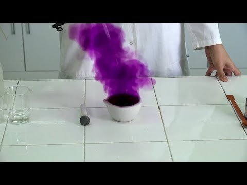 Video: Kako izvoditi zabavne eksperimente kod kuće (sa slikama)